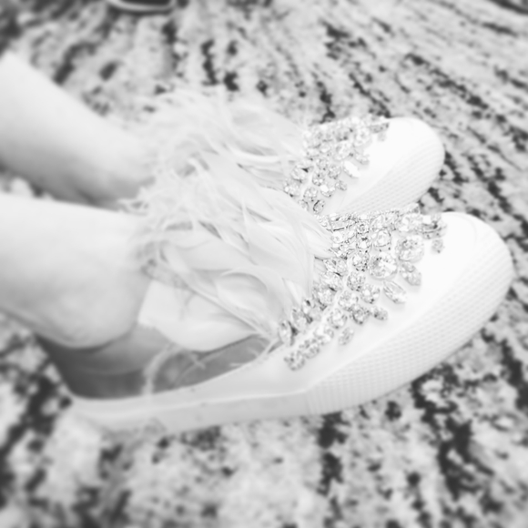 Meet your Posher, Laurie - Picture 1 of 1